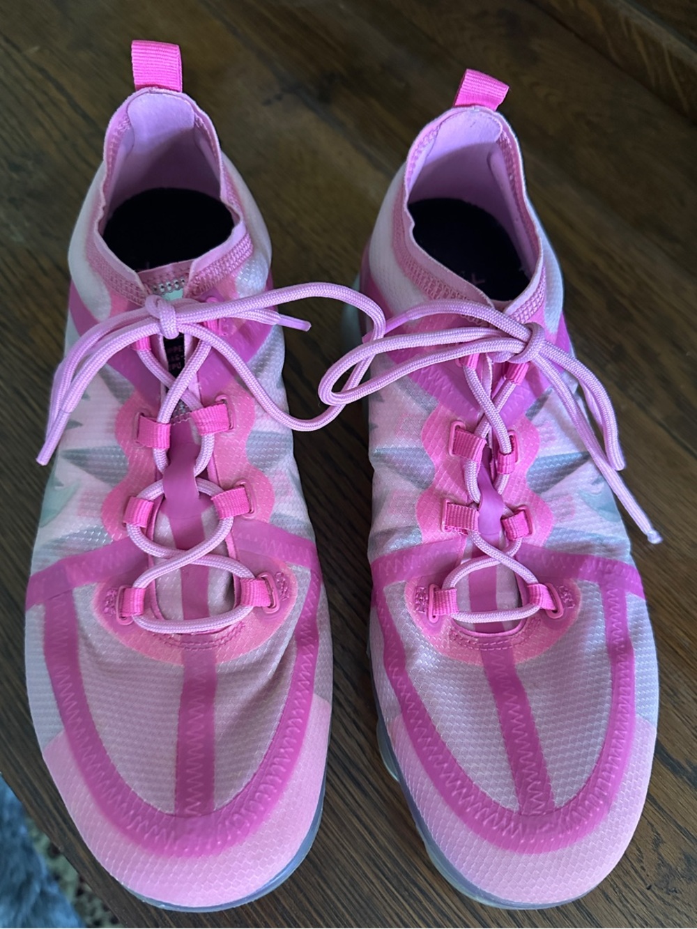Nike Vapormax  Women's Pink Elastic Slip-On Athletic Sneakers